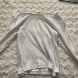 White long sleeved crop top